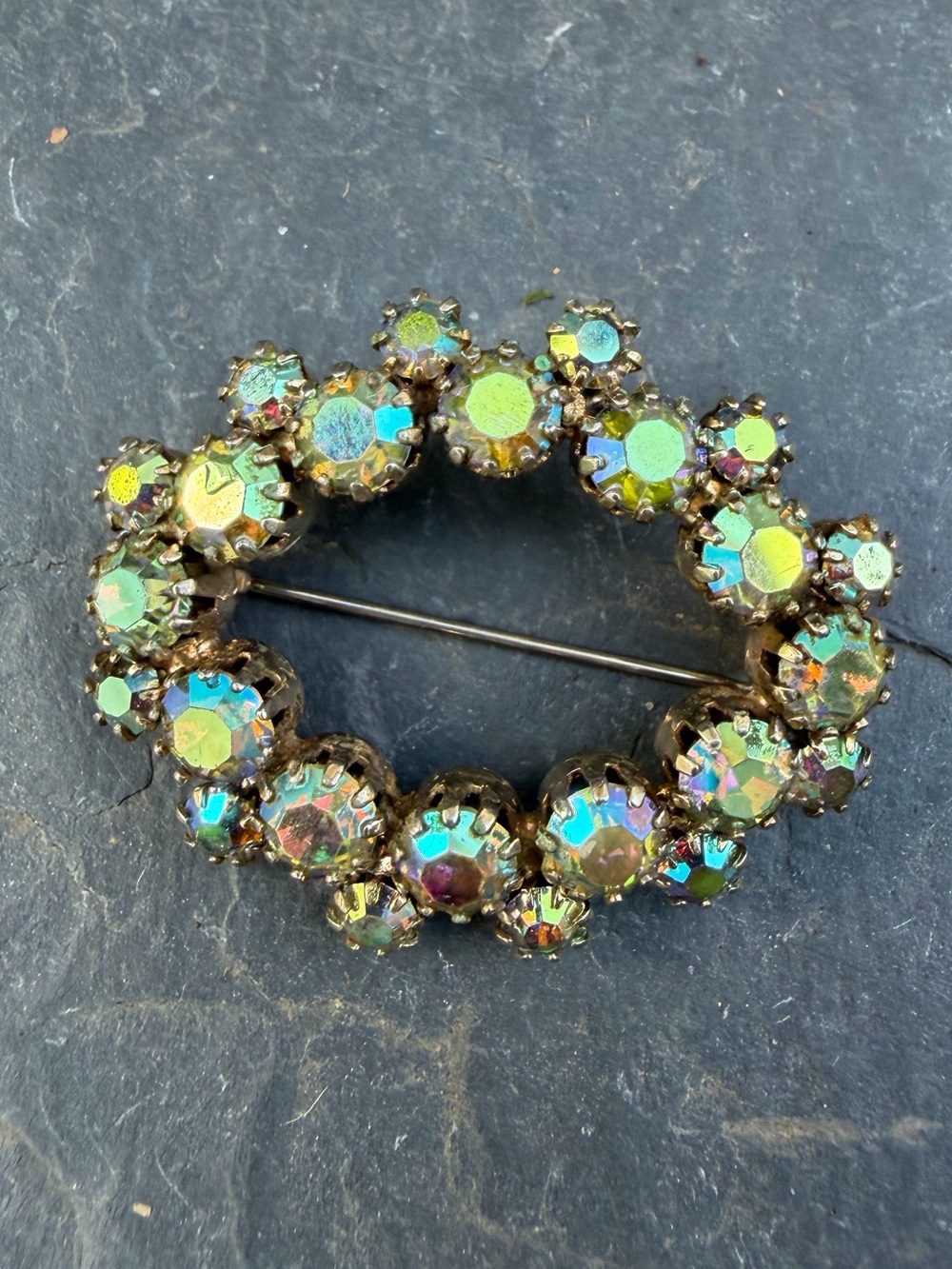 Vintage Aurora Borealis Blue Crystal Rhinestone Circle Brooch